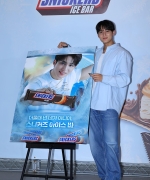 Filename=snickersice_282129.jpg
Filesize=320KiB
Dimensions=1366x1988
Date added=Jul 10, 2026 snickersice_282129.jpg